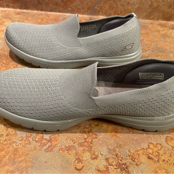 Skechers On-The-Go Flex Cutie Gray Women’s size 7.5 Shoes New in Box Stretch Fit - Picture 3 of 7